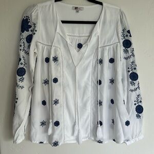 KUT from the Kloth embroidered boho peasant top-Womens small